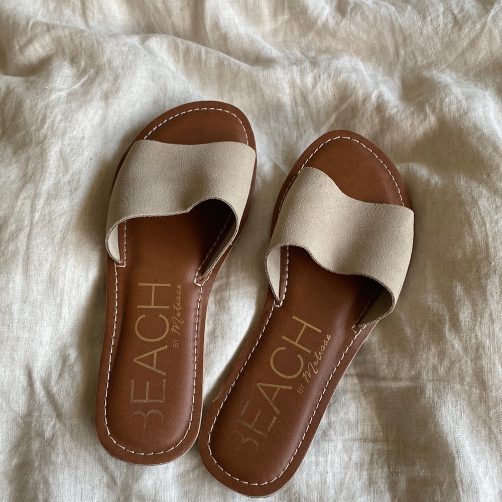 Carly Jean Beach Sandals